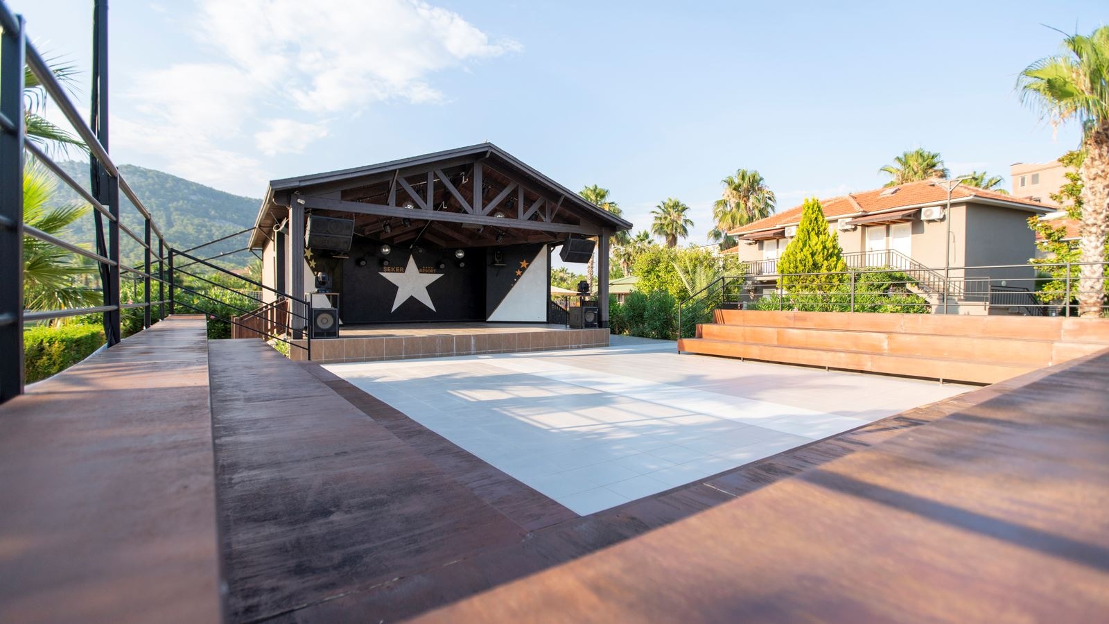 animation-main-building