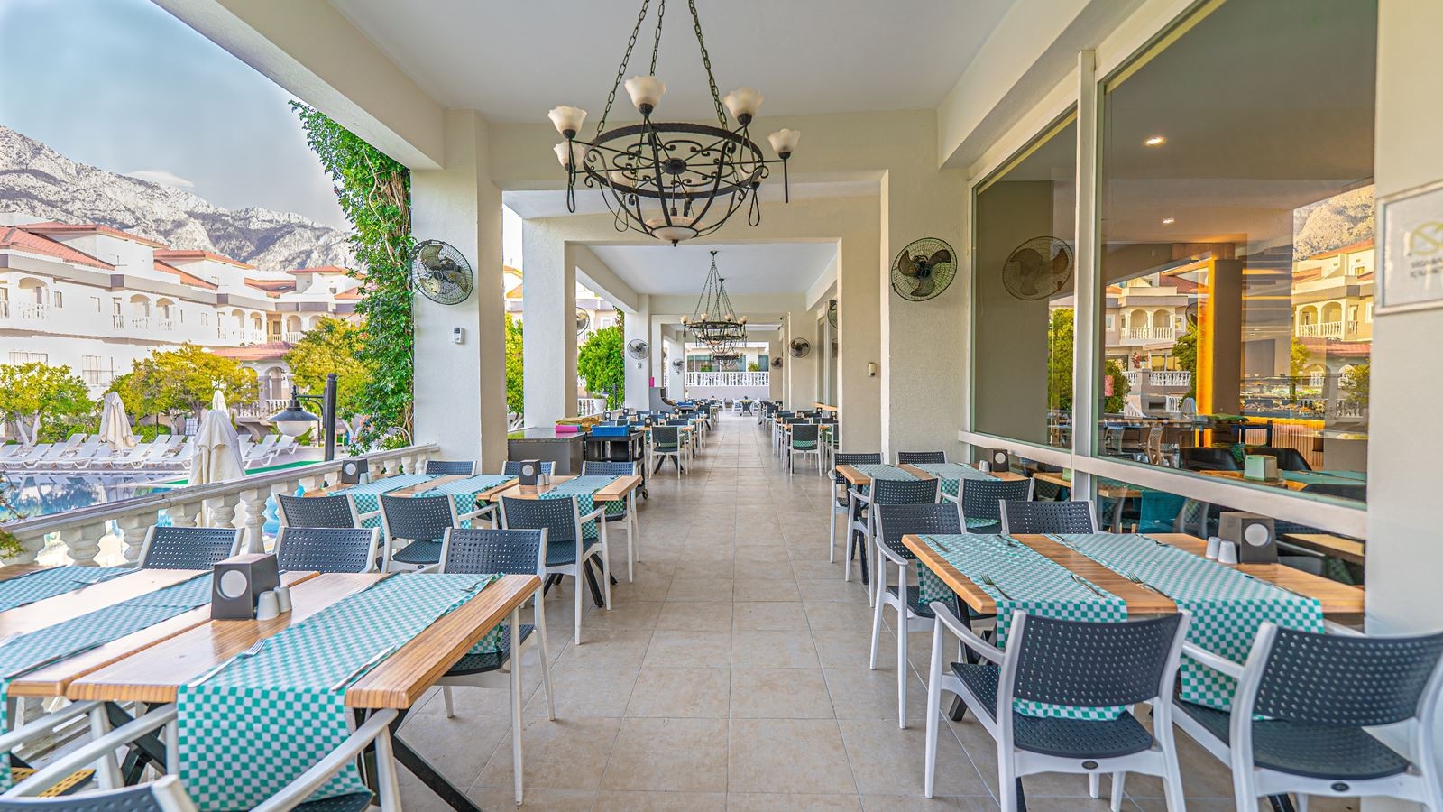 restaurants-tugra-restaurant