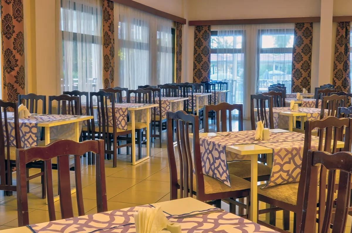 restaurants-restaurant