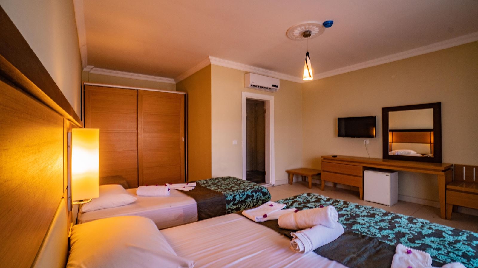 rooms-standard-large-room