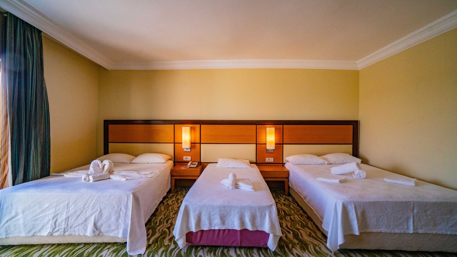 rooms-standard-large-room