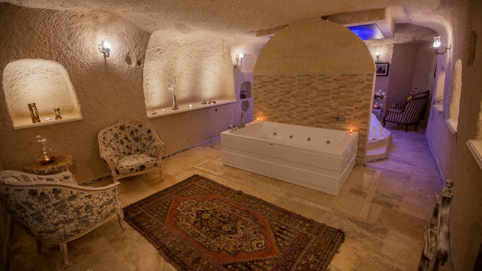 rooms-king-royal-suit