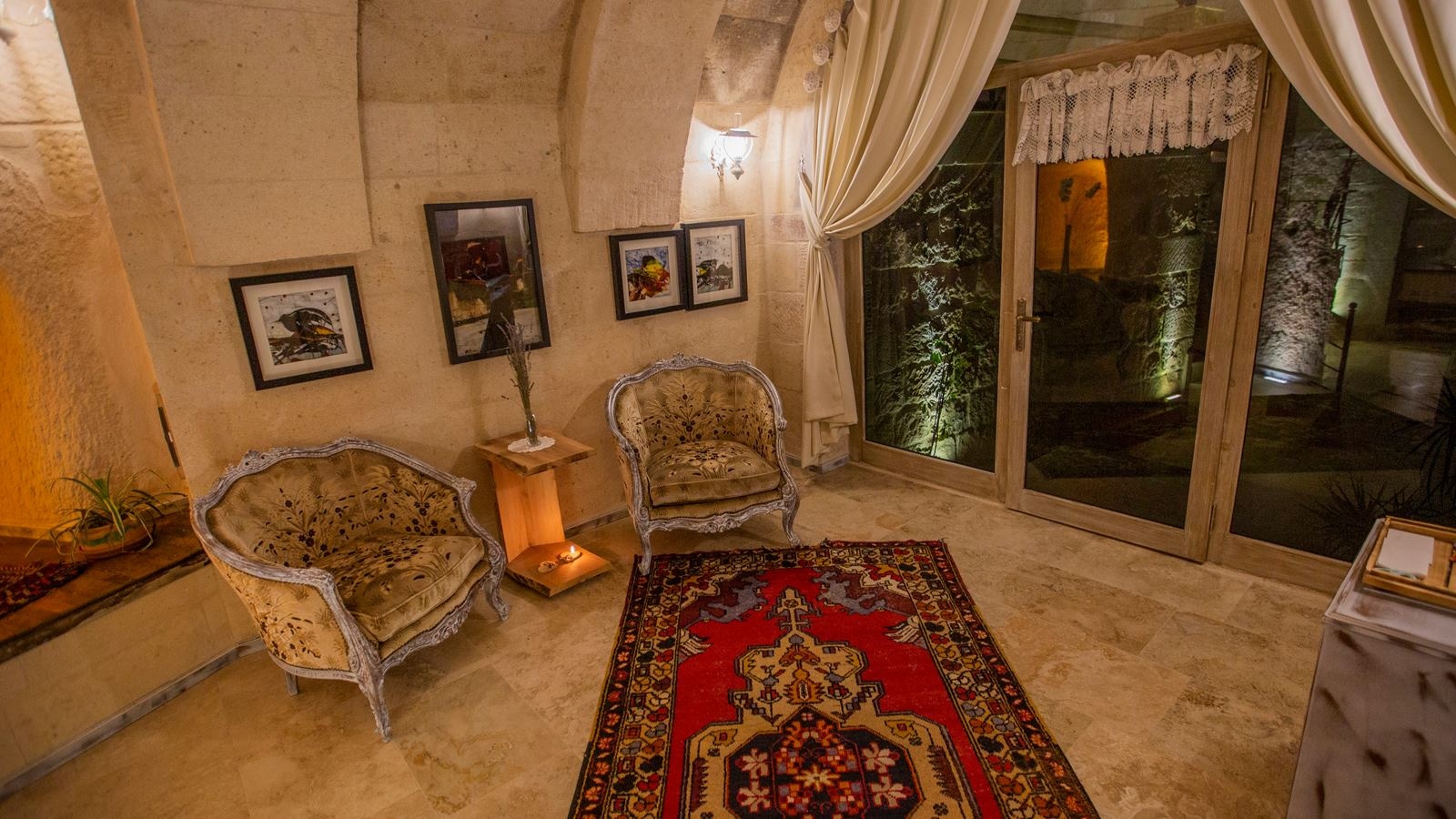 rooms-kaya-magara-suit