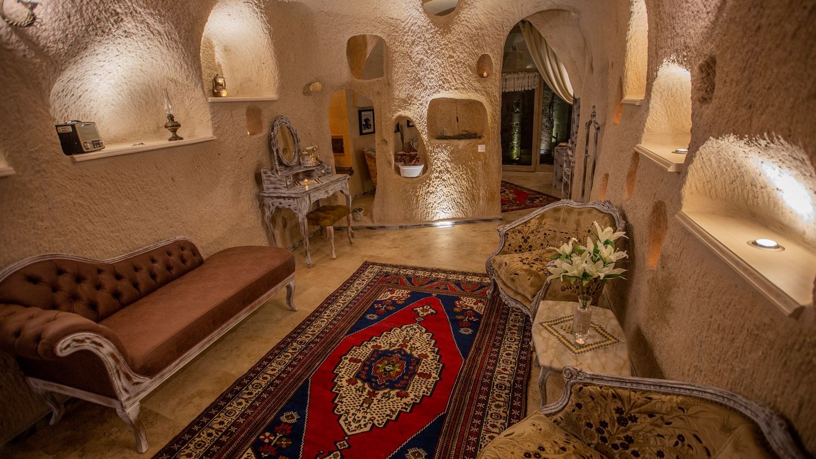 rooms-kaya-magara-suit