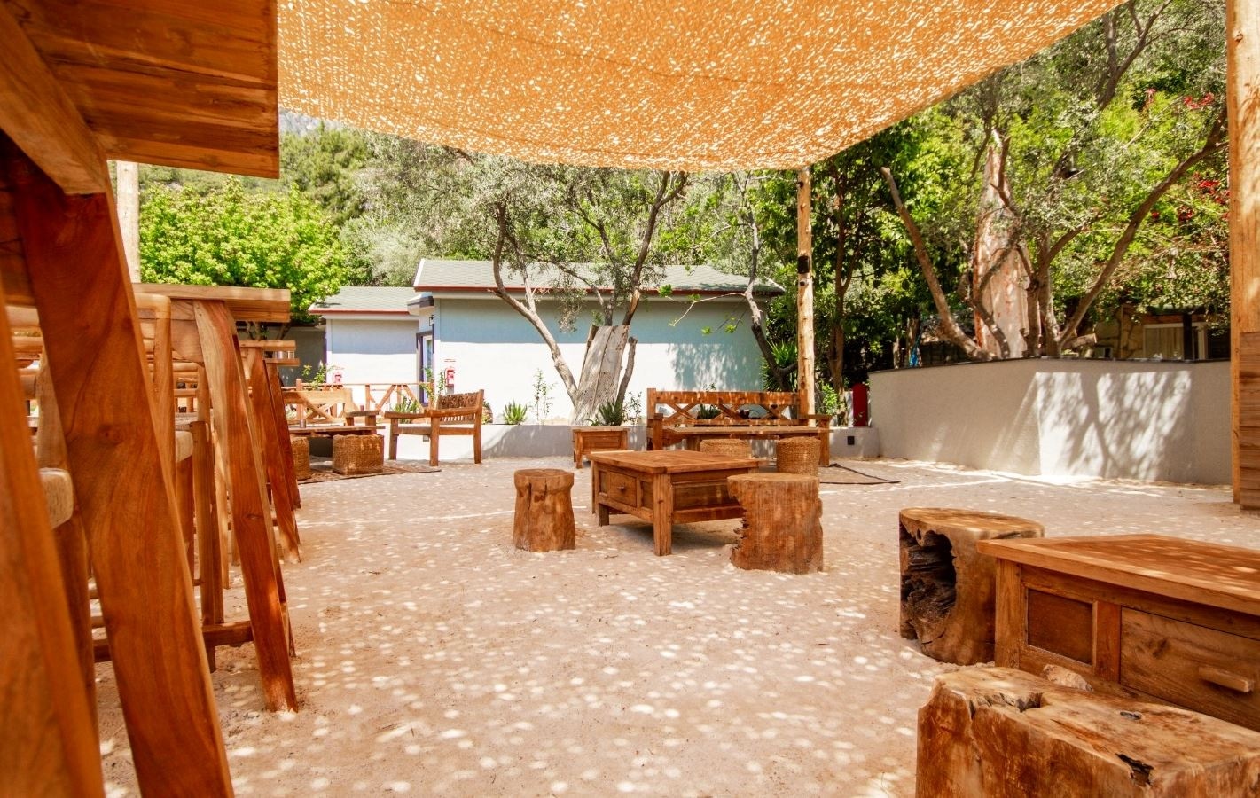 restaurants-beach-restaurant