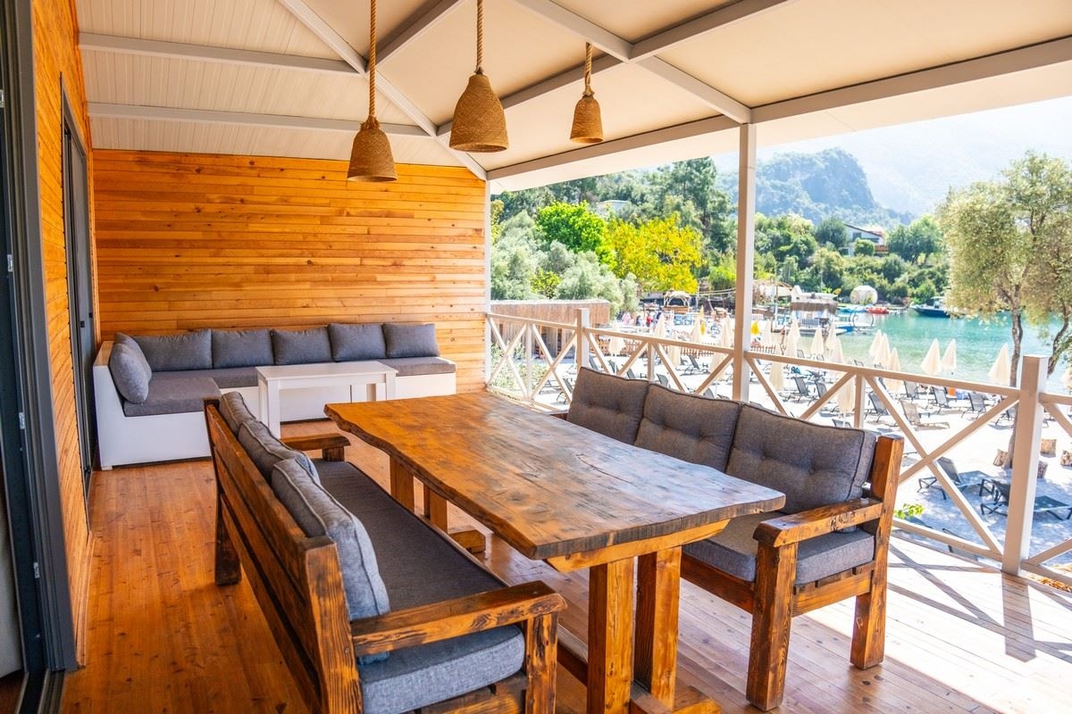 rooms-2+1-aile-odasi