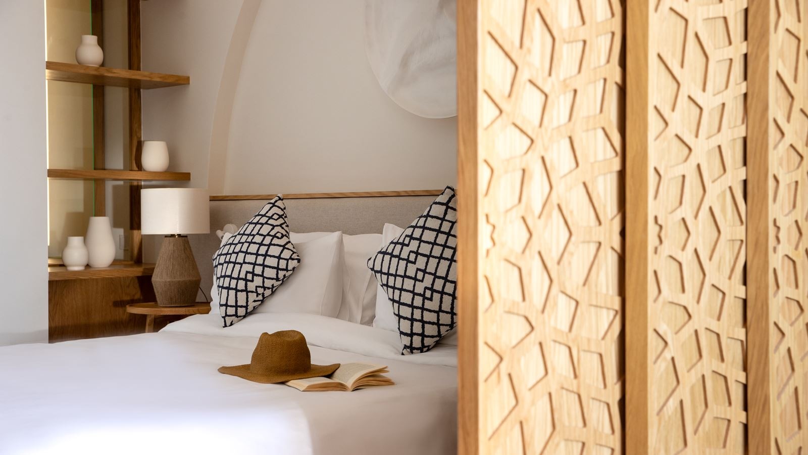 rooms-beachfront-panoramic-sea-view-room