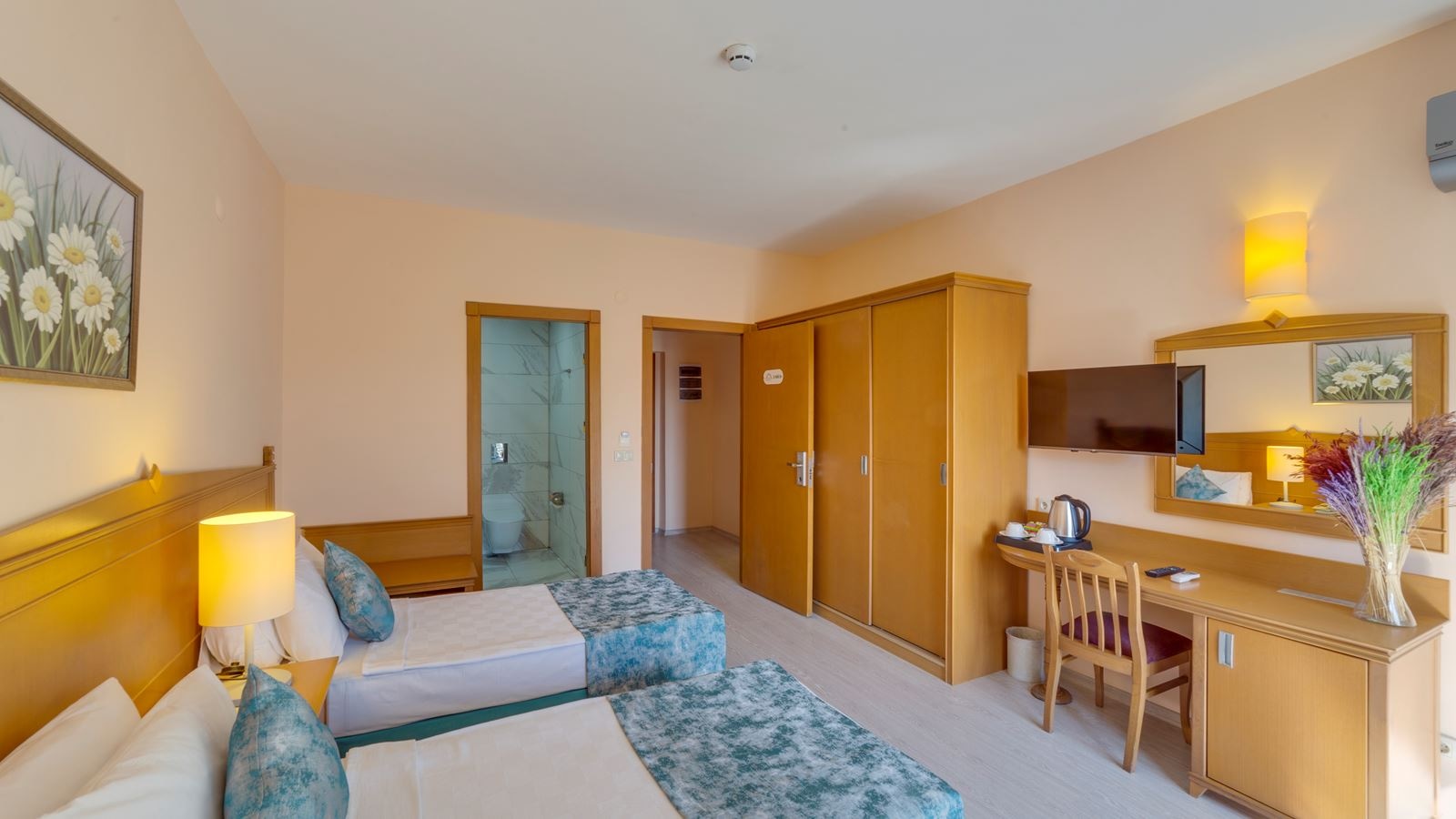 rooms-club-standard-room