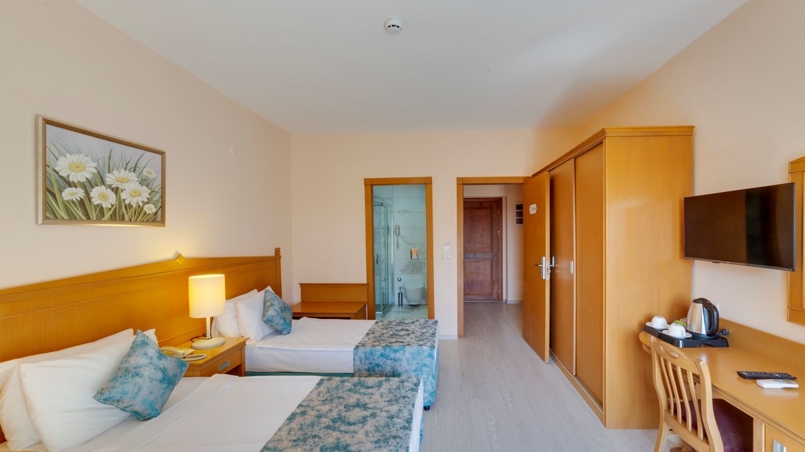 rooms-club-standard-room