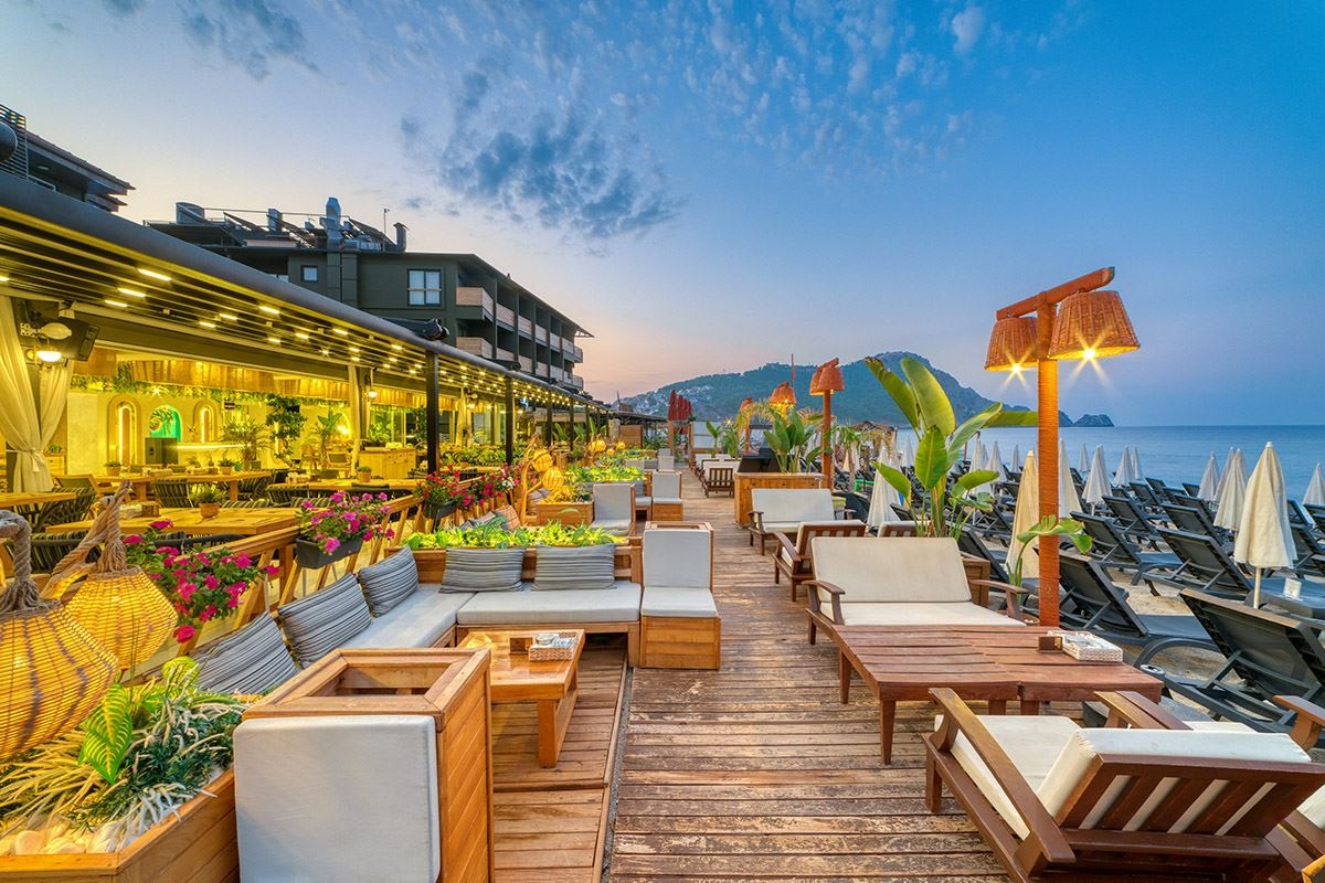 restaurants-bliss-restaurant-beach