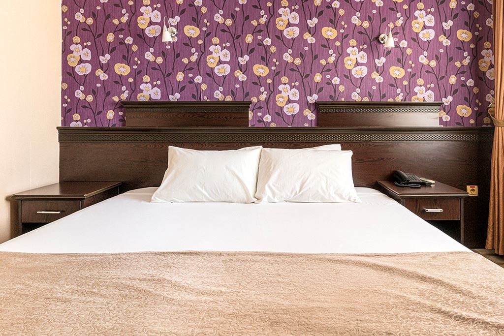 rooms-double-luxury-room