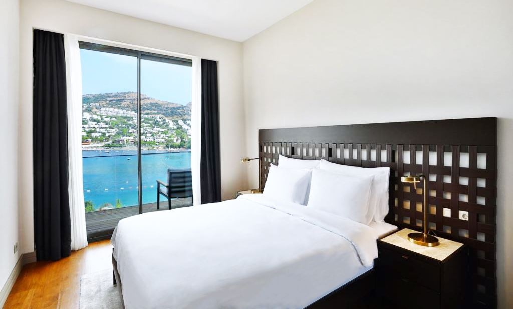 rooms-executive-suite-sea-view