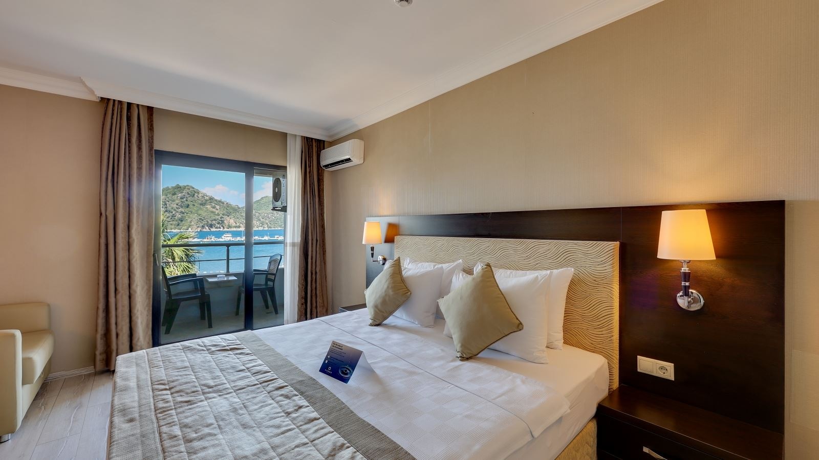 rooms-standard-room-sea-view