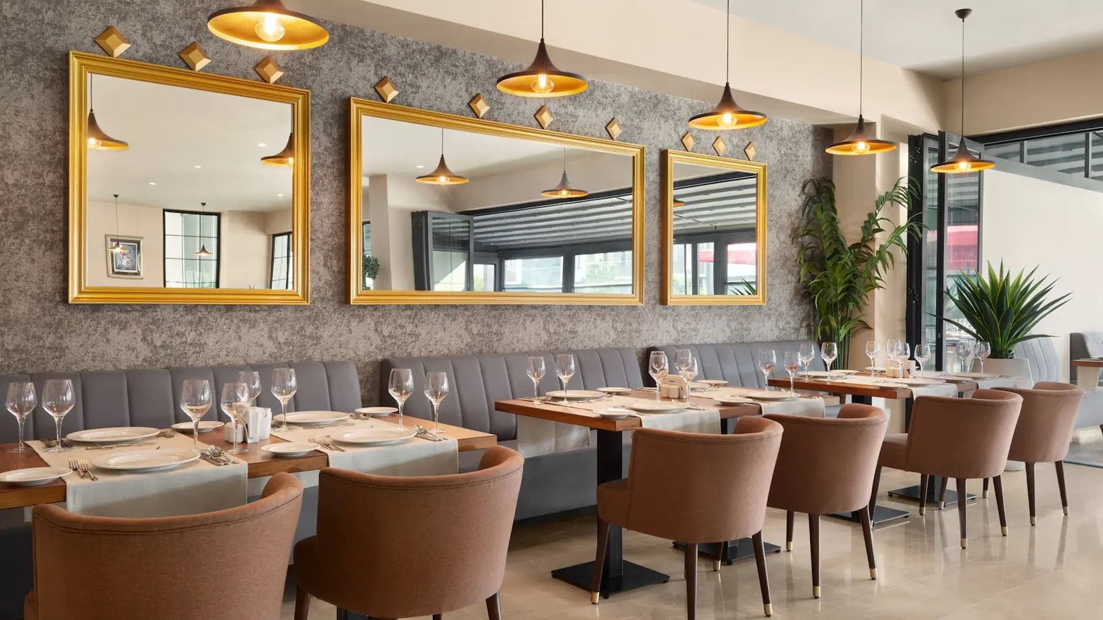 restaurants-main-restourant