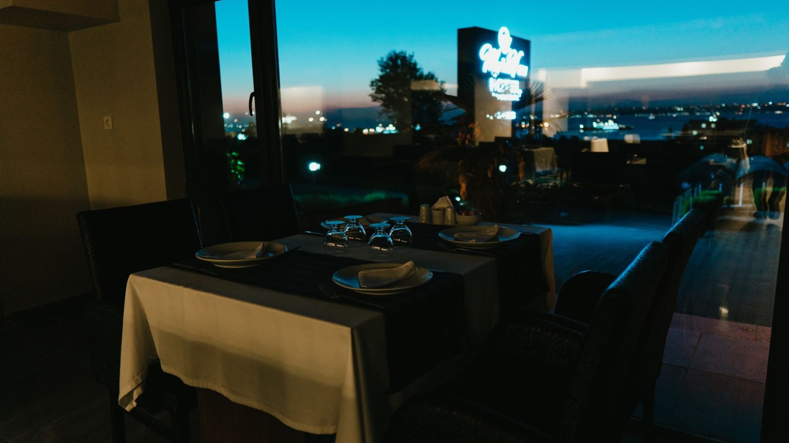 restaurants-main-restourant