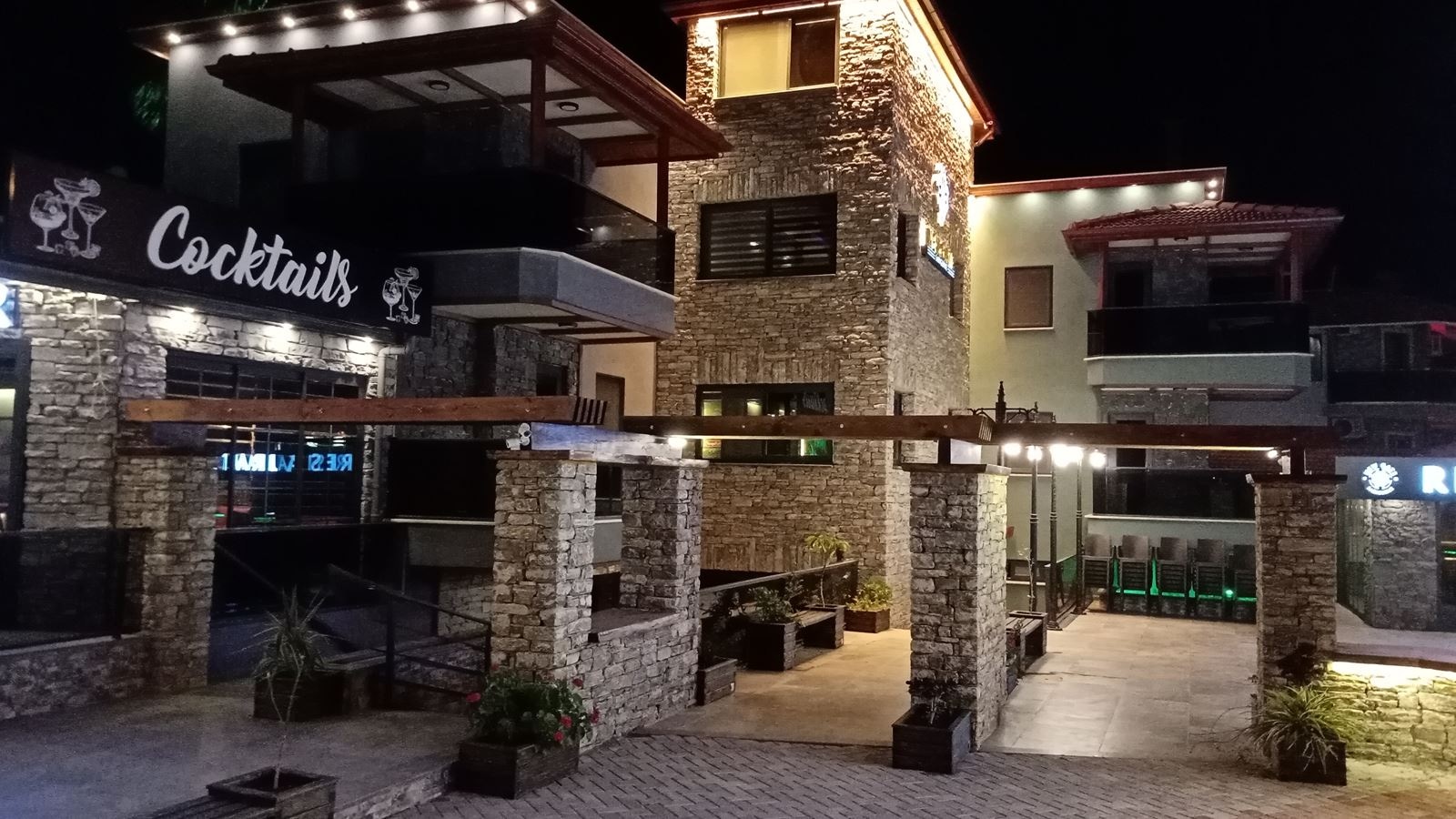 general-main-building