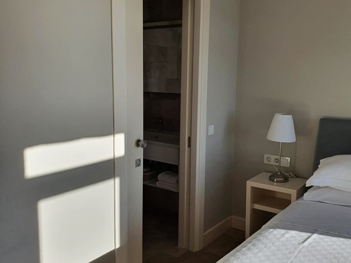 rooms-family-room-with-sea-wiev