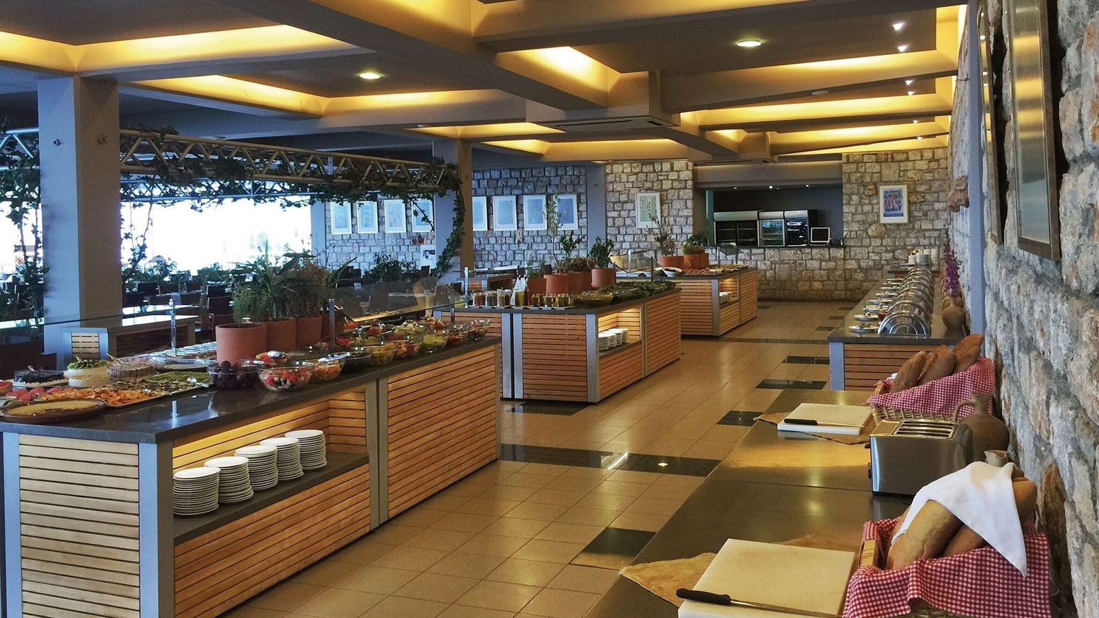 restaurants-main-restaurant