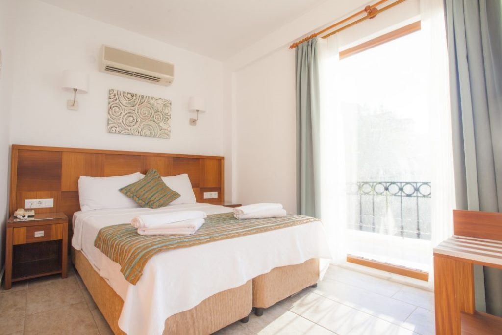 rooms-superior-room-frontal-sea-view