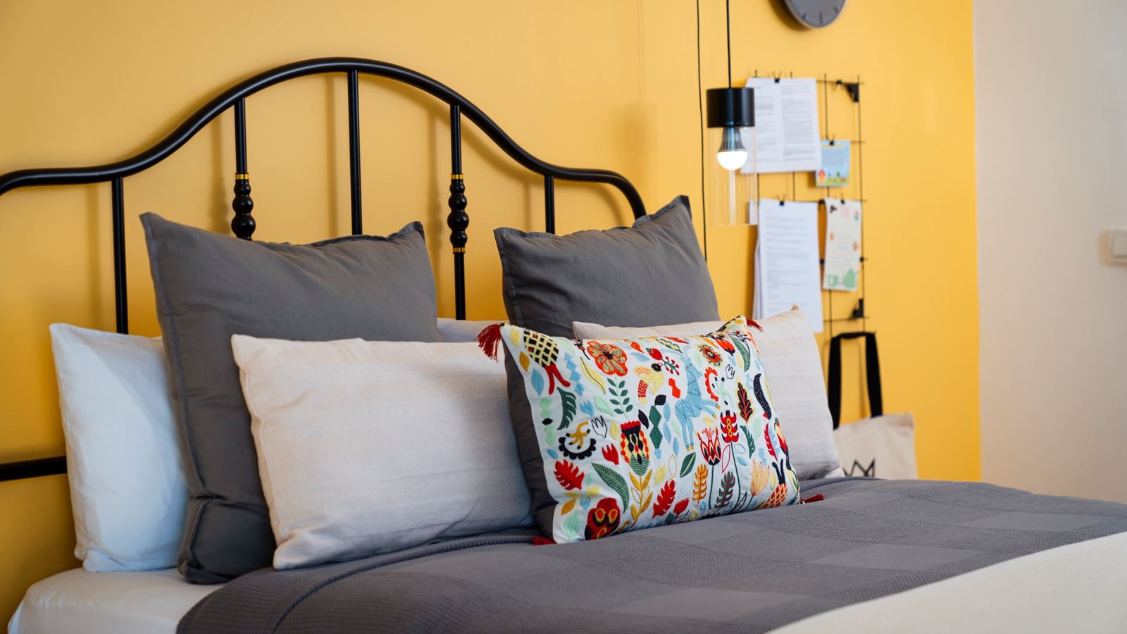 rooms-deluxe-room-sea-view