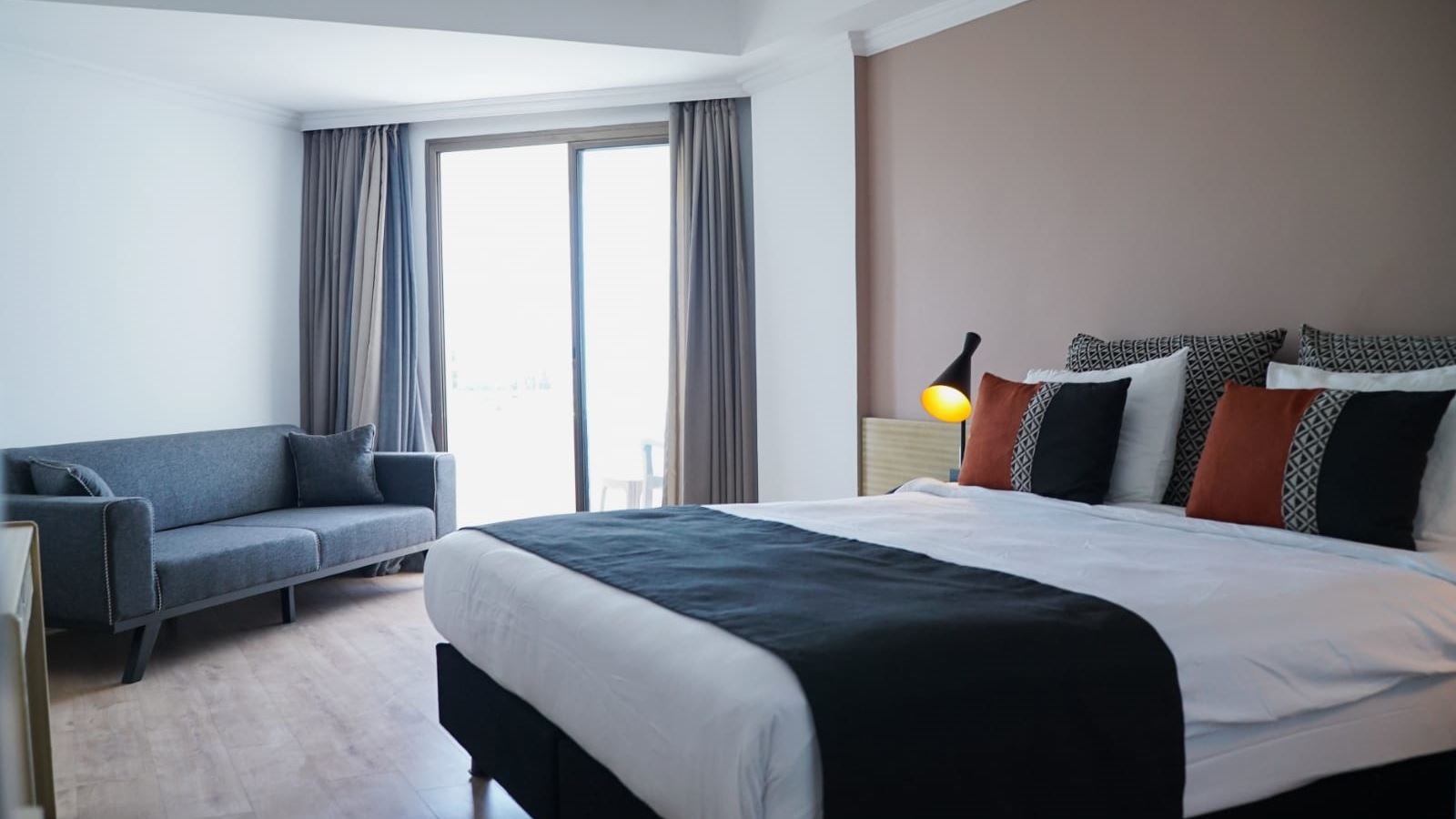 rooms-standard-room-seaview