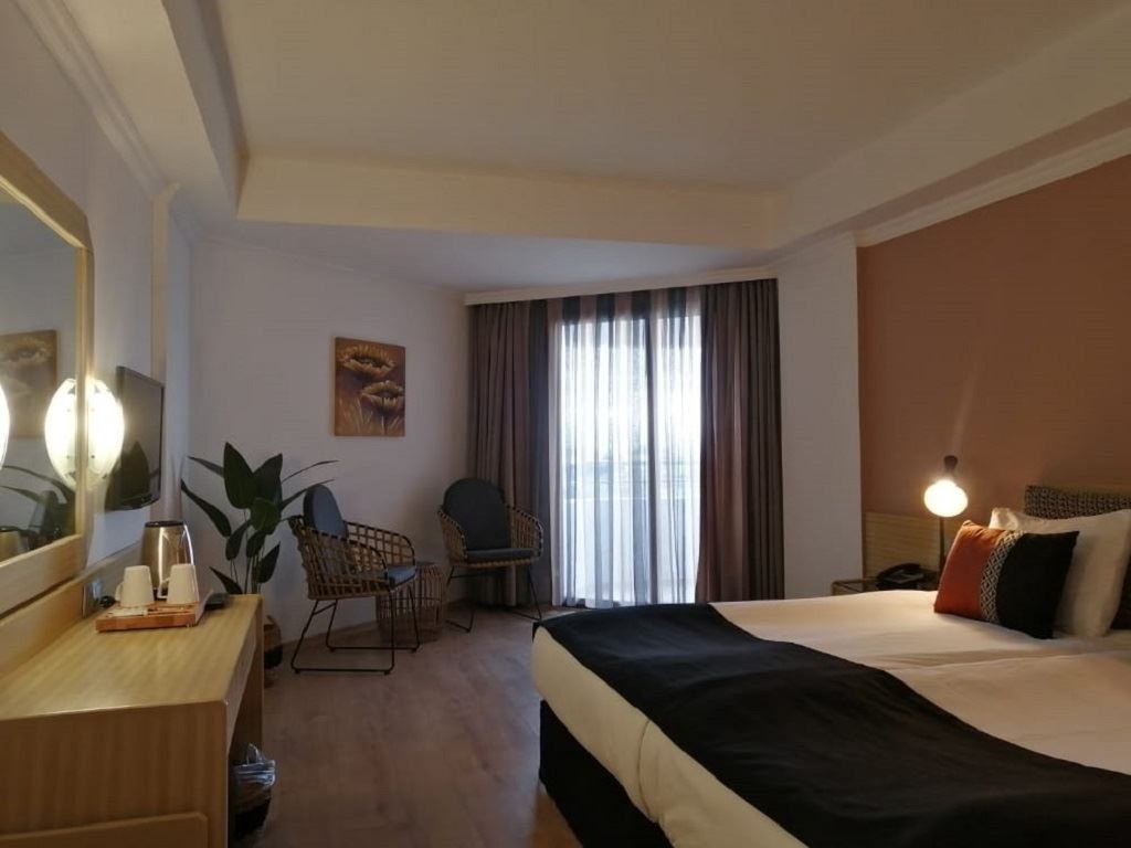 rooms-standard-room-landview