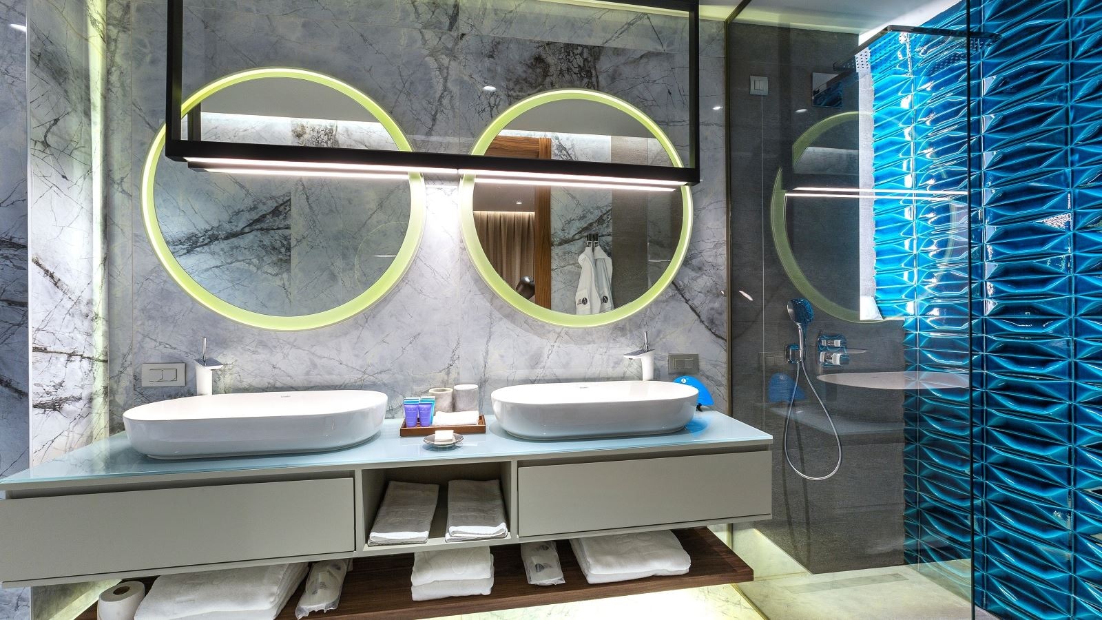 rooms-executive-suite