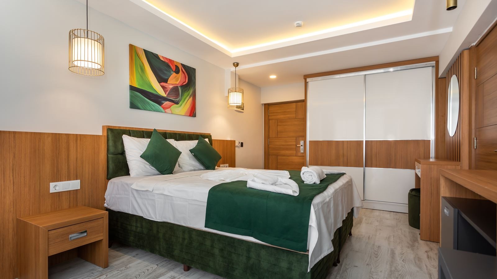 rooms-partial-sea-view