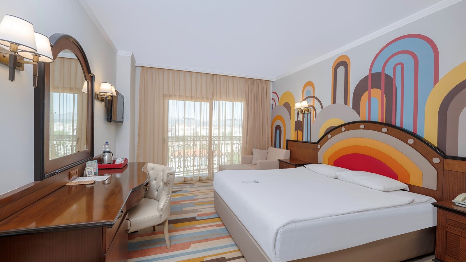 rooms-deluxe-room-city-view