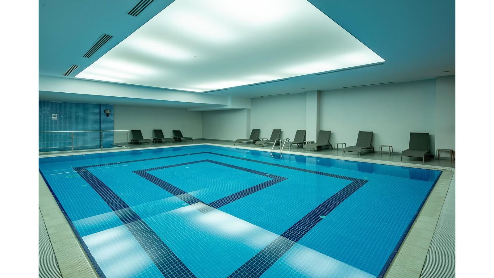 pools-indoor-pool