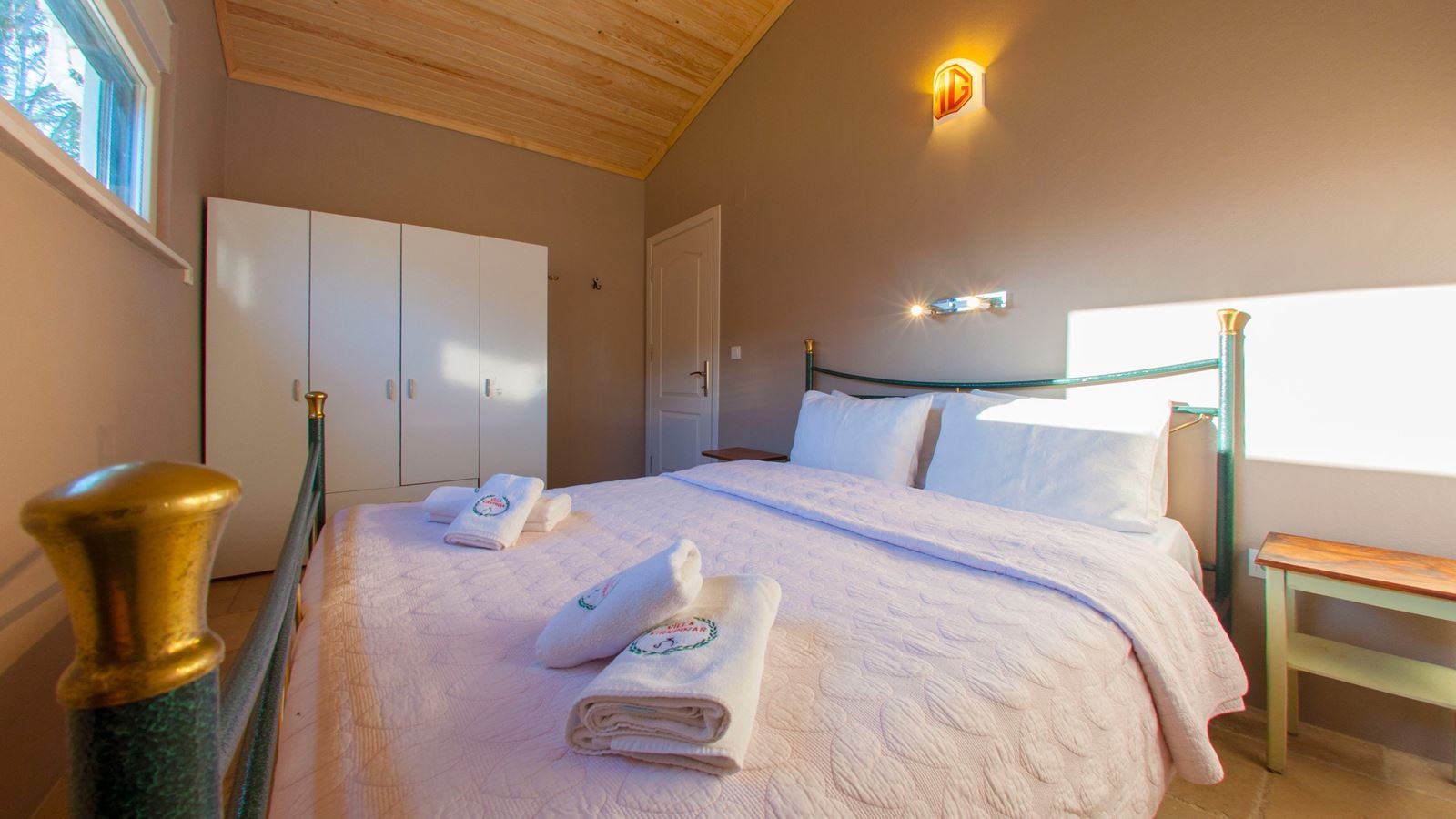 rooms-threebedroom-garden-villa