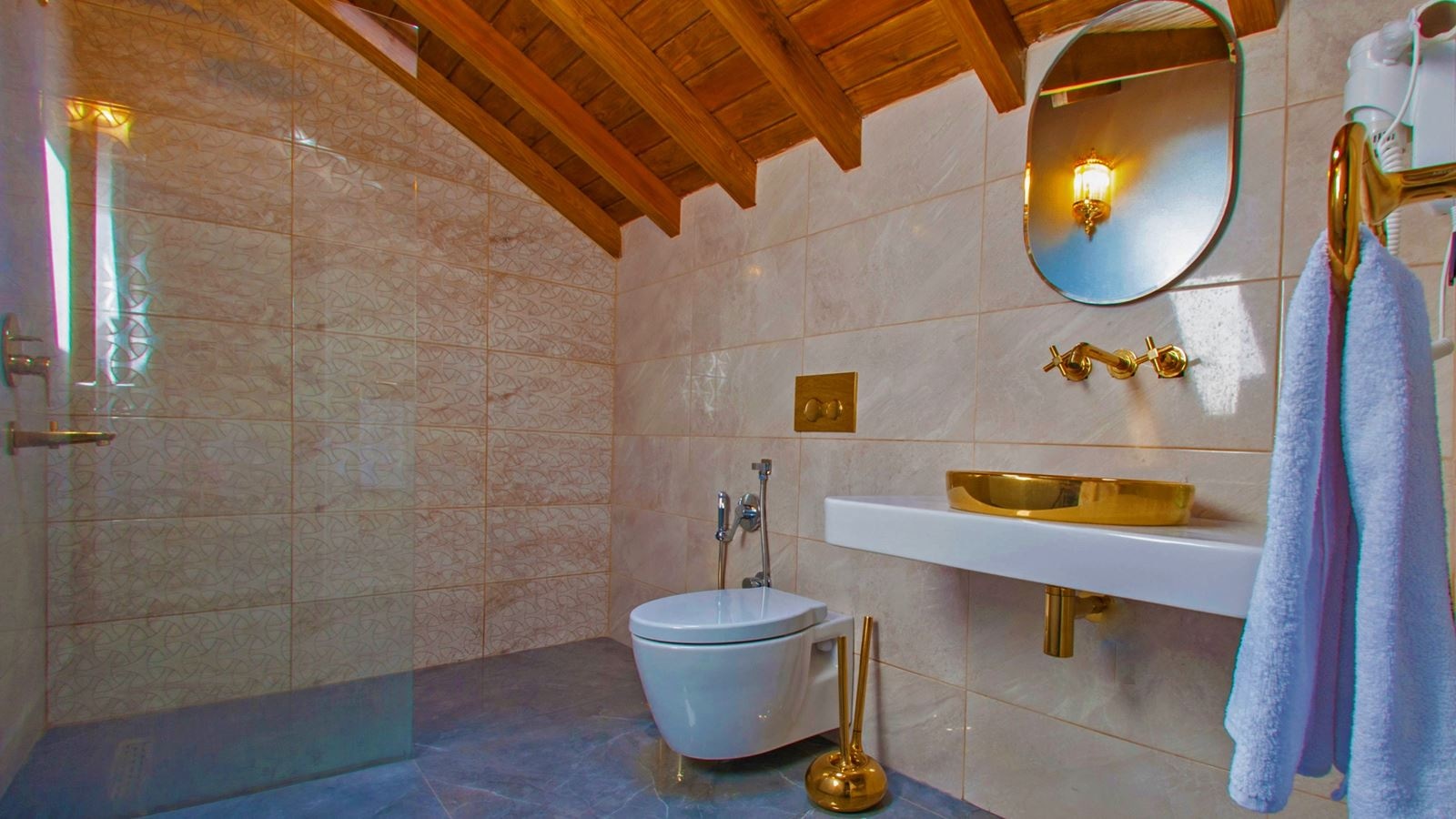 rooms-fourbedroom--superior-villa