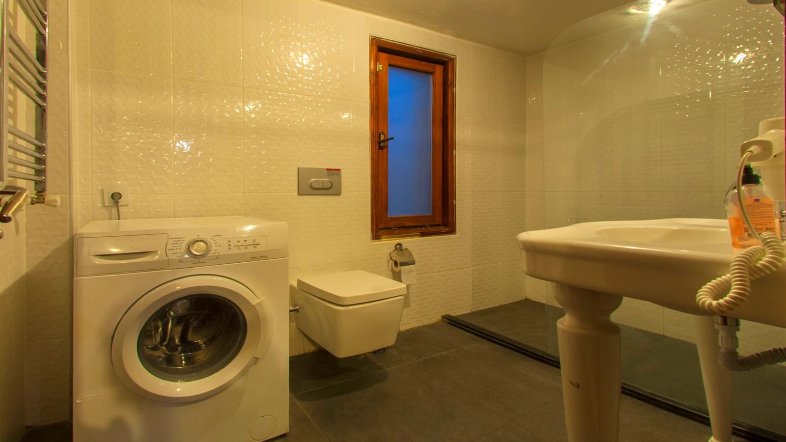 rooms-fourbedroom-country-villa