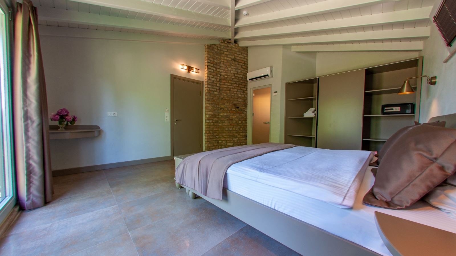 rooms-three-bedroom-luxury-villa