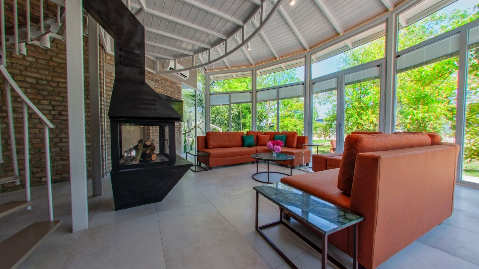 rooms-three-bedroom-luxury-villa