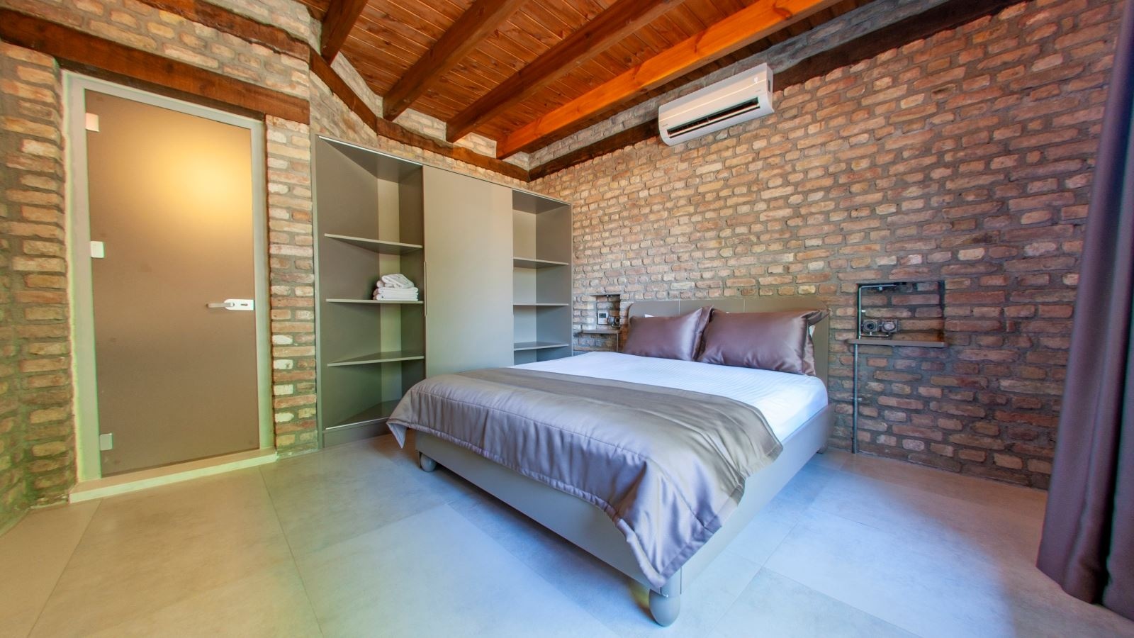 rooms-three-bedroom-luxury-villa