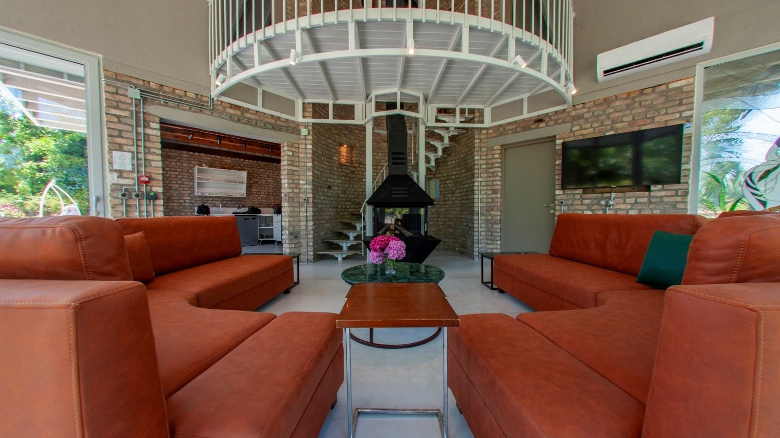 rooms-three-bedroom-luxury-villa