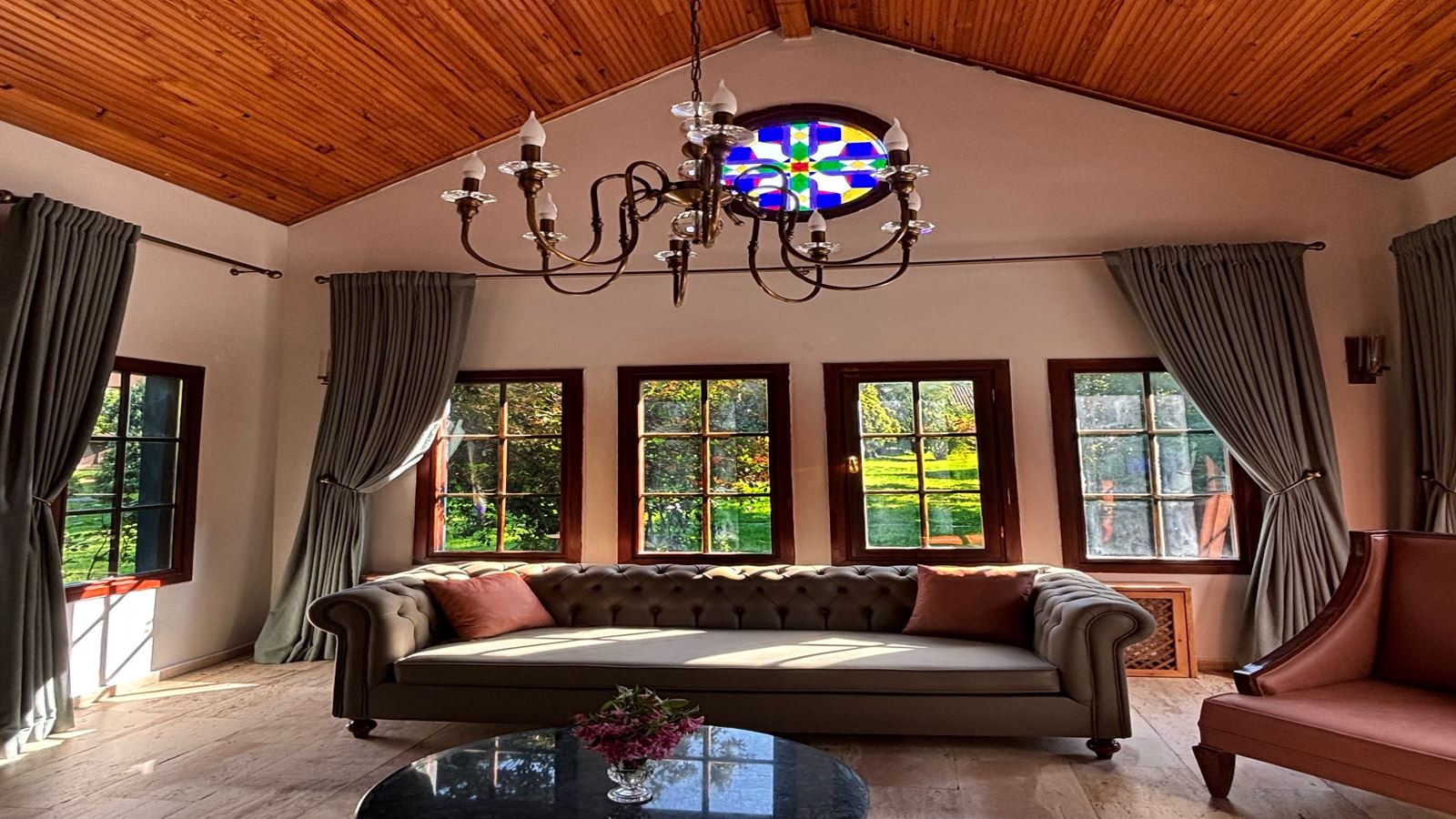 rooms-fourbedroom-country-villa