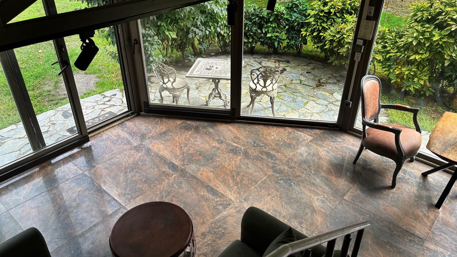 rooms-junior-garden-villa