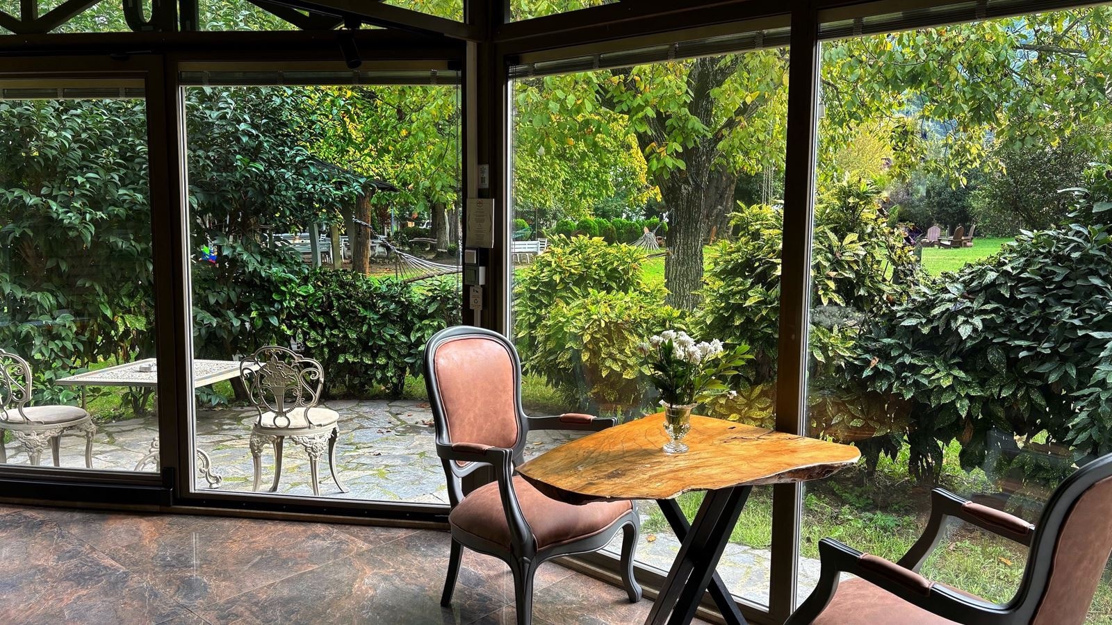 rooms-junior-garden-villa