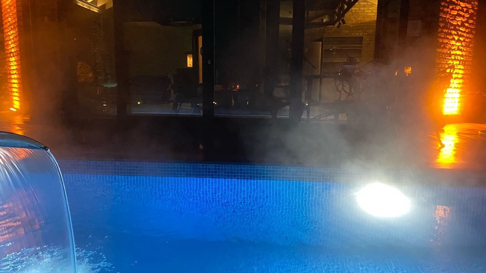 rooms-junior-luxury-pool-villa