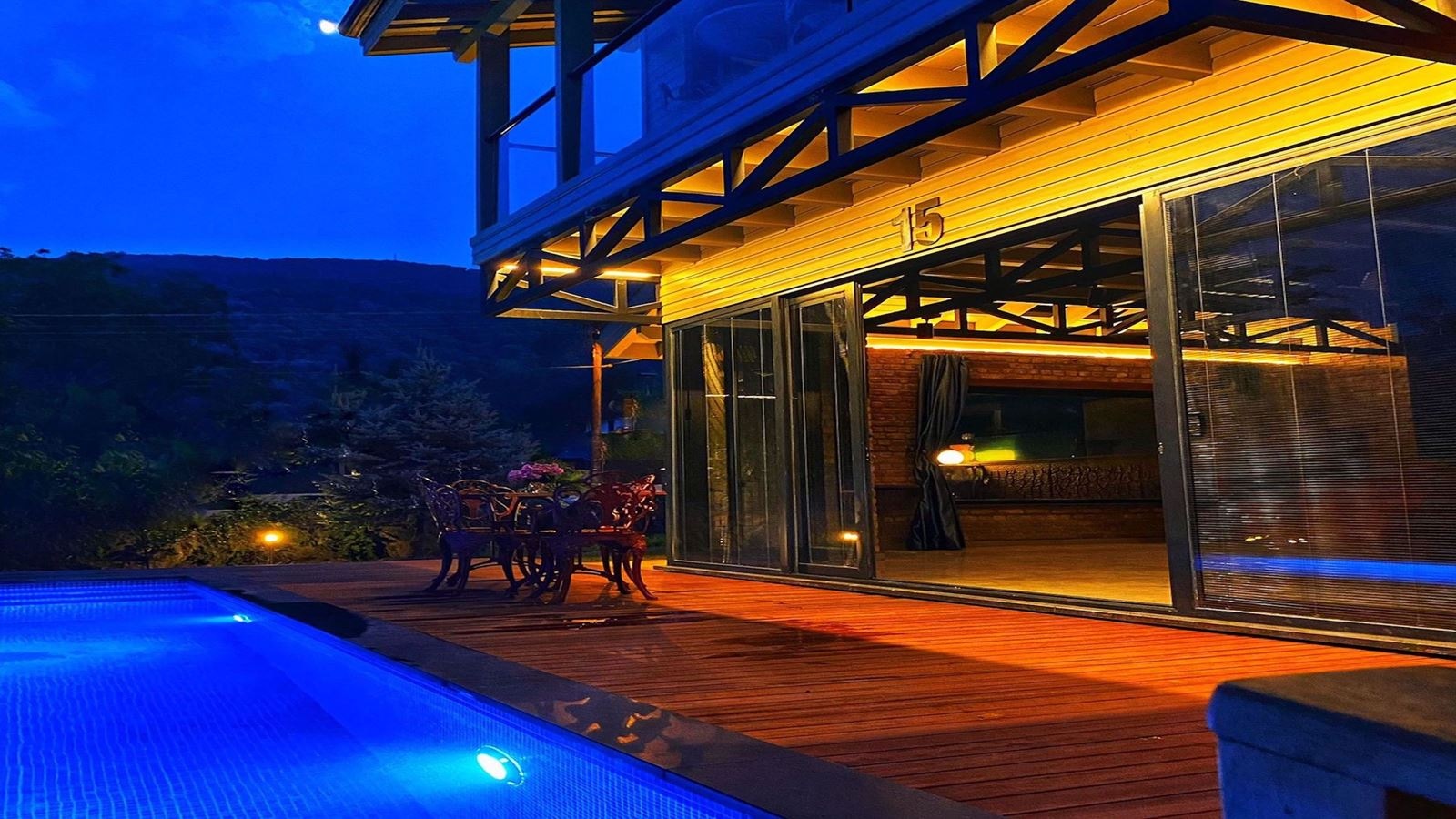 rooms-junior-luxury-pool-villa