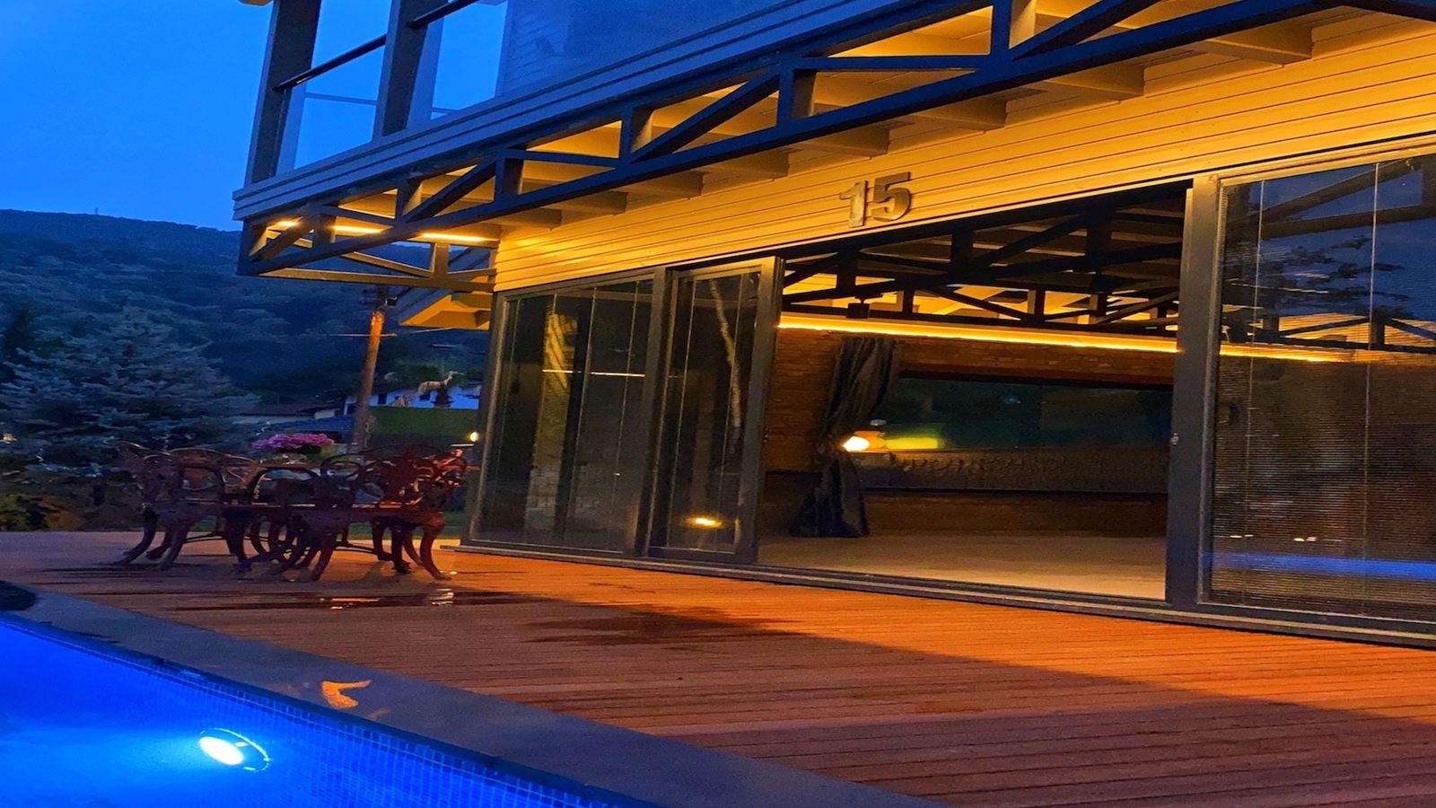 rooms-junior-luxury-pool-villa