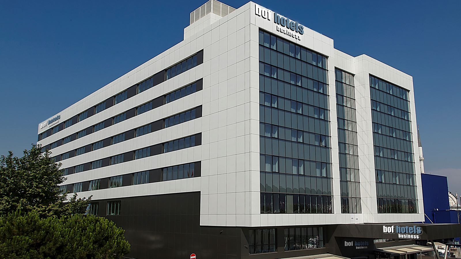 general-main-building