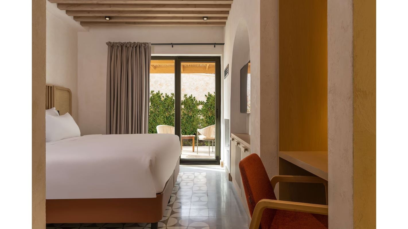 rooms-standard-room--garden-view