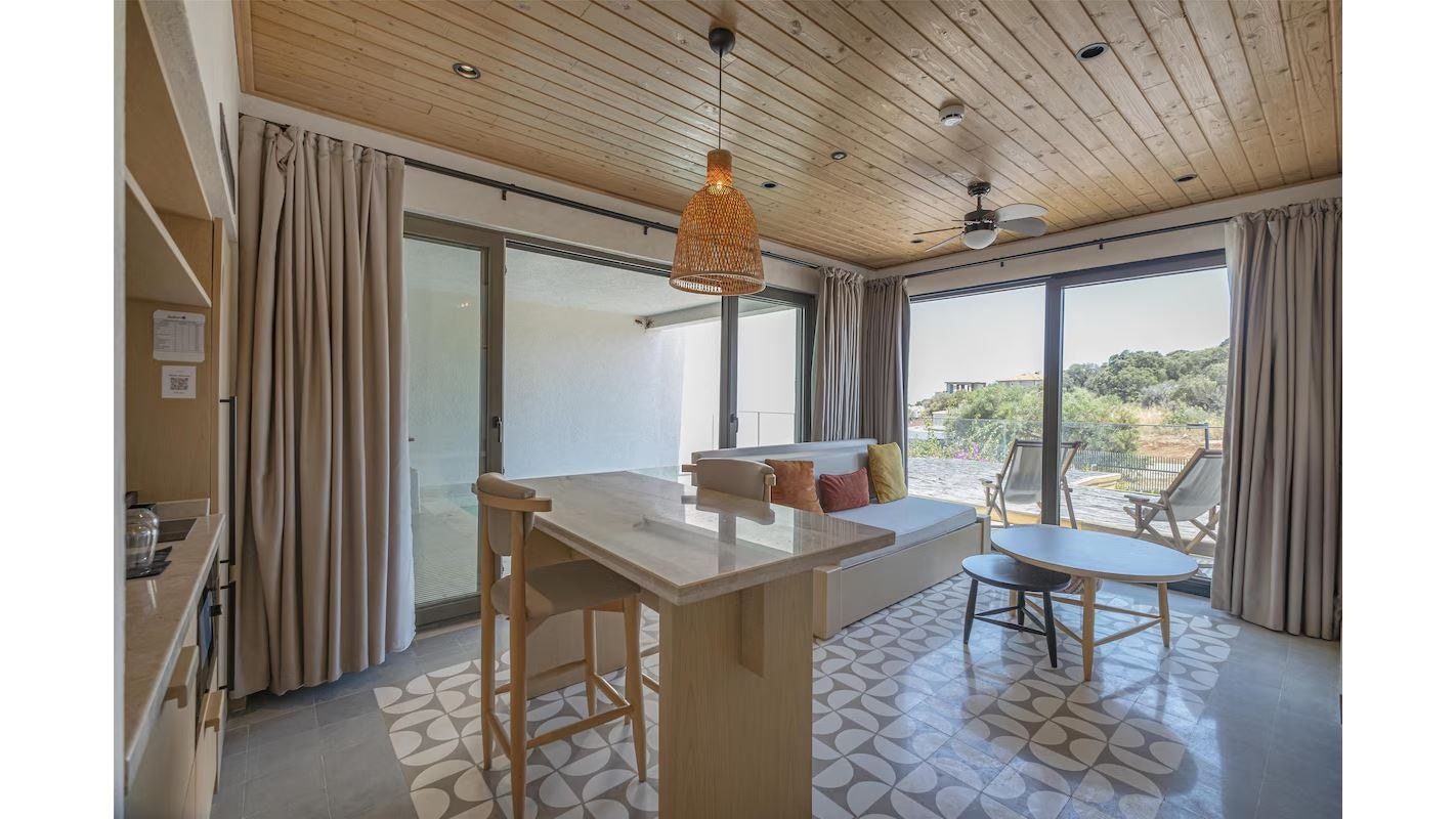 rooms-suite--private-pool