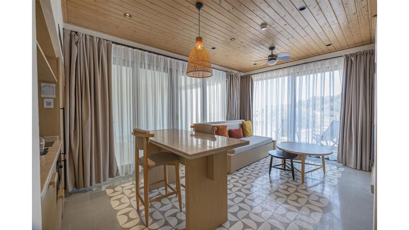 rooms-suite--private-pool