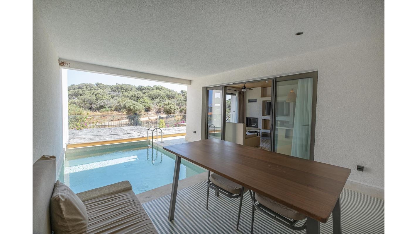 rooms-suite--private-pool