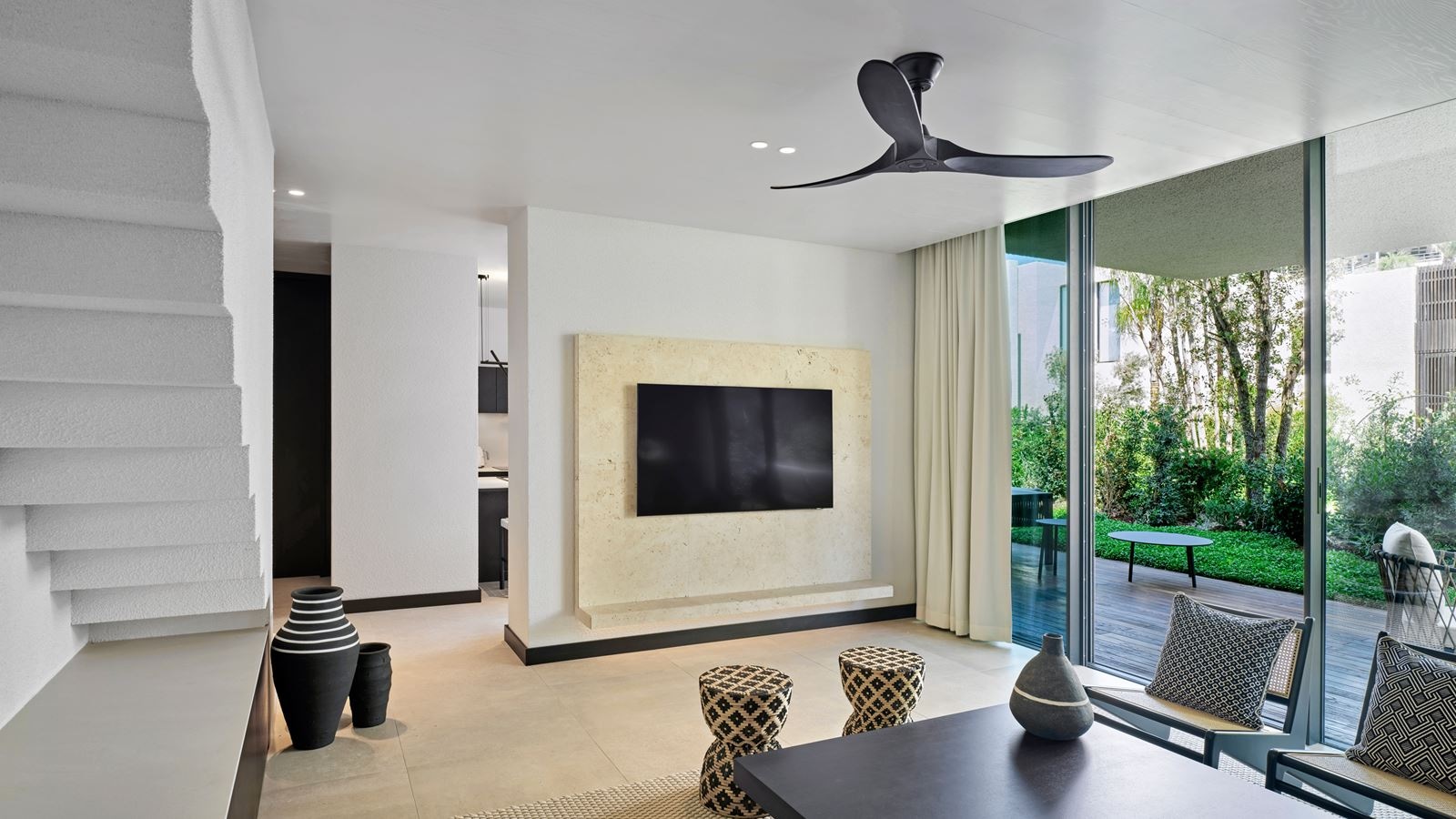 rooms-residence-garden-1+1