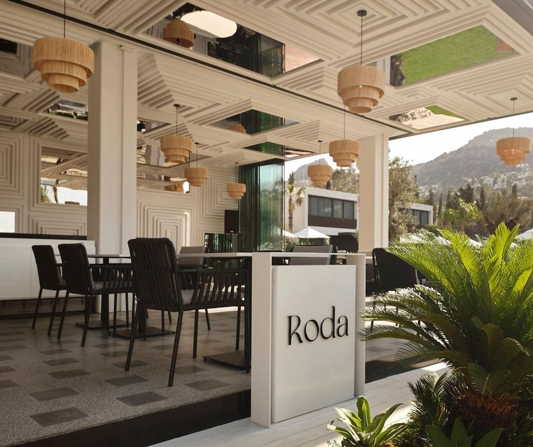 restaurants-roda-restaurant